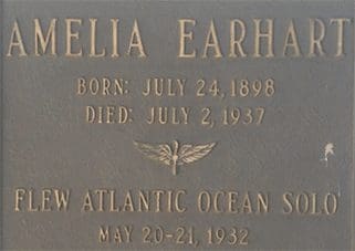 amelia earhart plaque